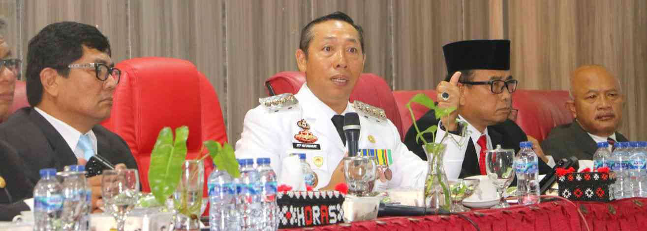 Bupati Taput Pimpin Coffee Morning dengan Pimpinan  OPD dan Seluruh Camat