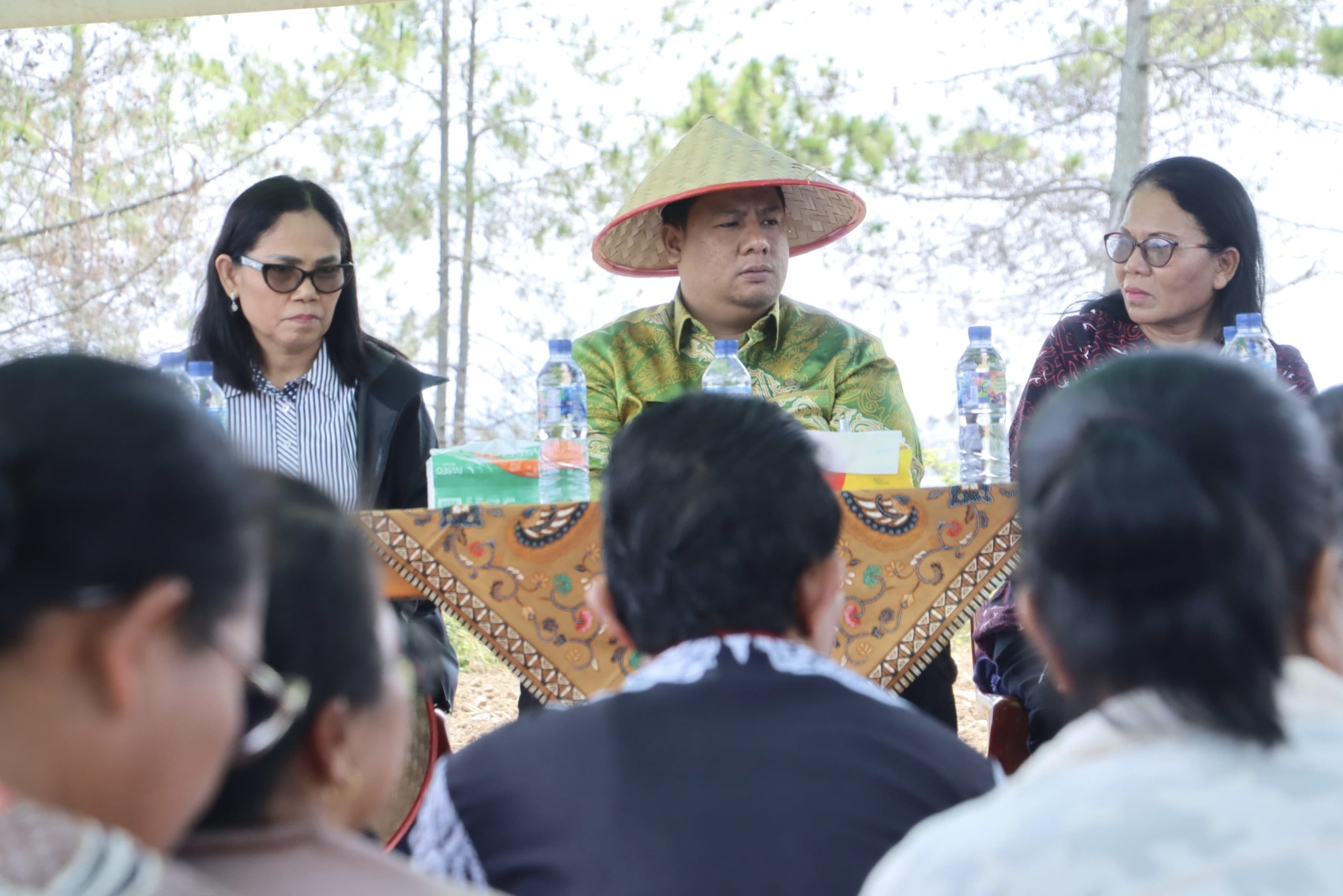 Samosir Tancap Gas Bawang Putih, Bupati Tegaskan Disiplin Eksekusi Program Pusat