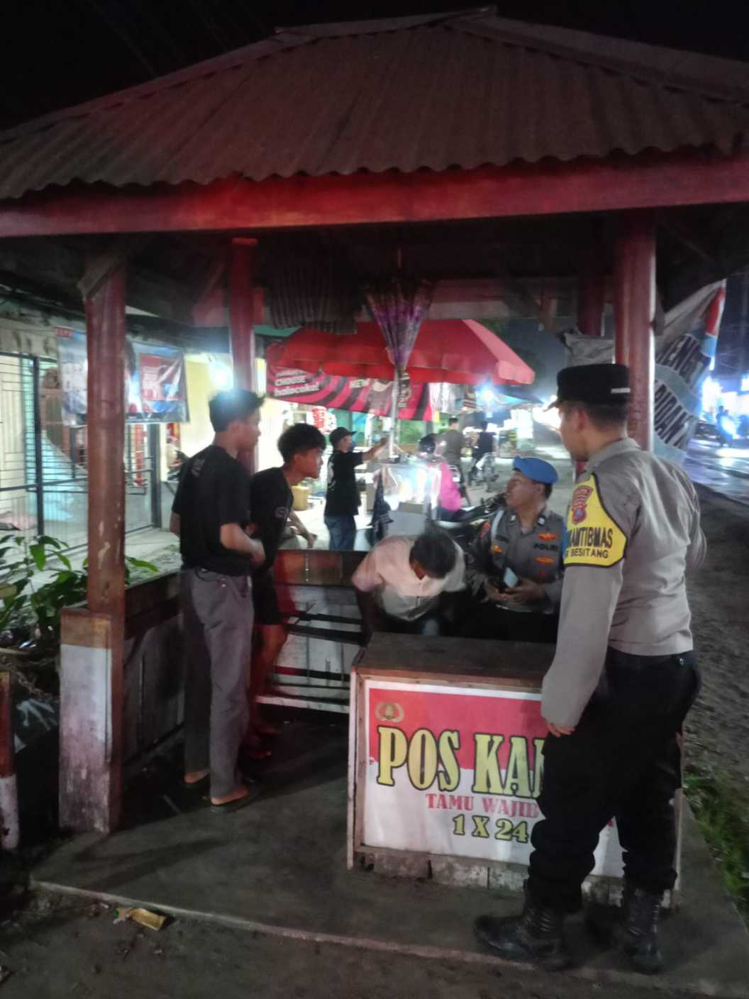 Pos Kamling Jadi Garda Terdepan Keamanan Lingkungan, Polsek Besitang Intensifkan Sambang dan Cooling System