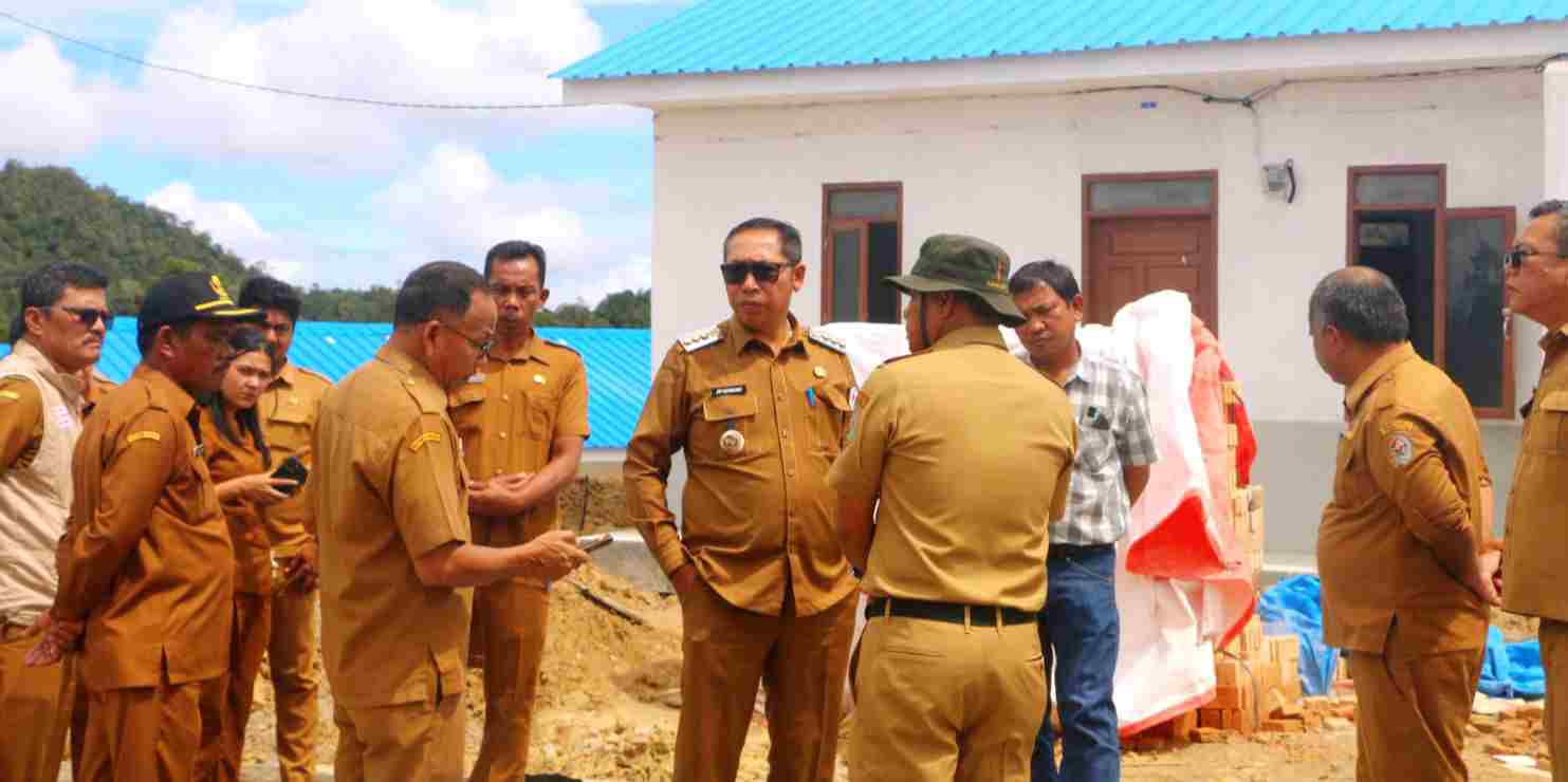 Komitmen Hunian Layak: Bupati Taput Tinjau Huntap dan Huntara di Kecamatan Adiankoting