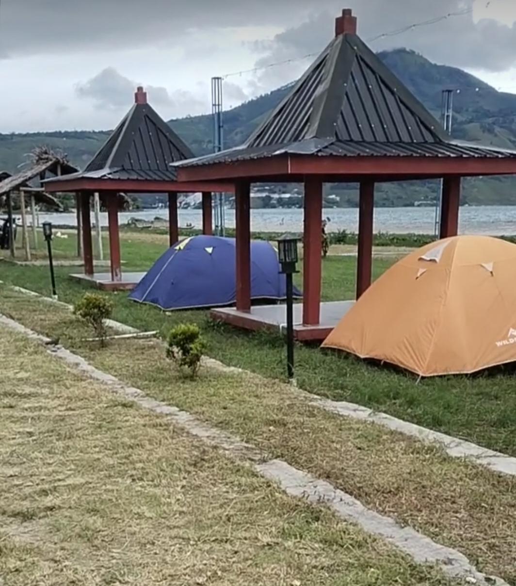 Pesona Kampung Wisata Ulos Samosir, Tempat di Mana Danau Toba, Kopi Hangat, dan Ketenangan Menyatu Sempurna