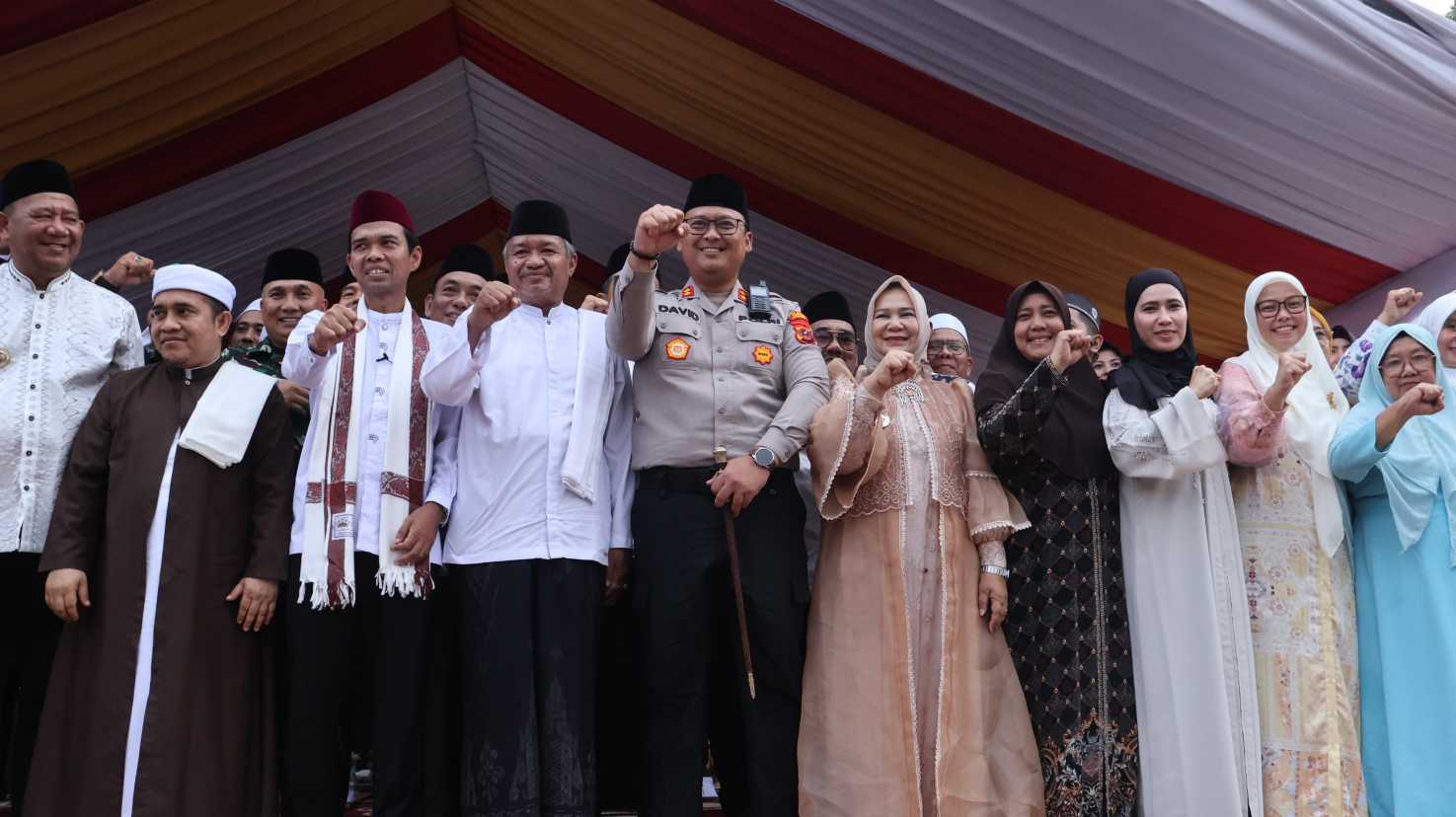 Kapolres Langkat Hadiri dan Kawal Tabligh Akbar Ustadz Abdul Somad Bersama Forkopimda